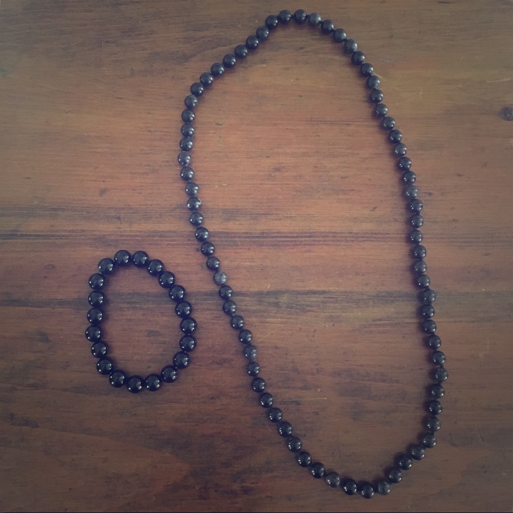 Beaded necklace bracelet